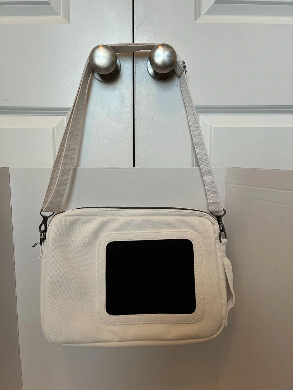 lug White Messenger Laptop Crossbody Bag